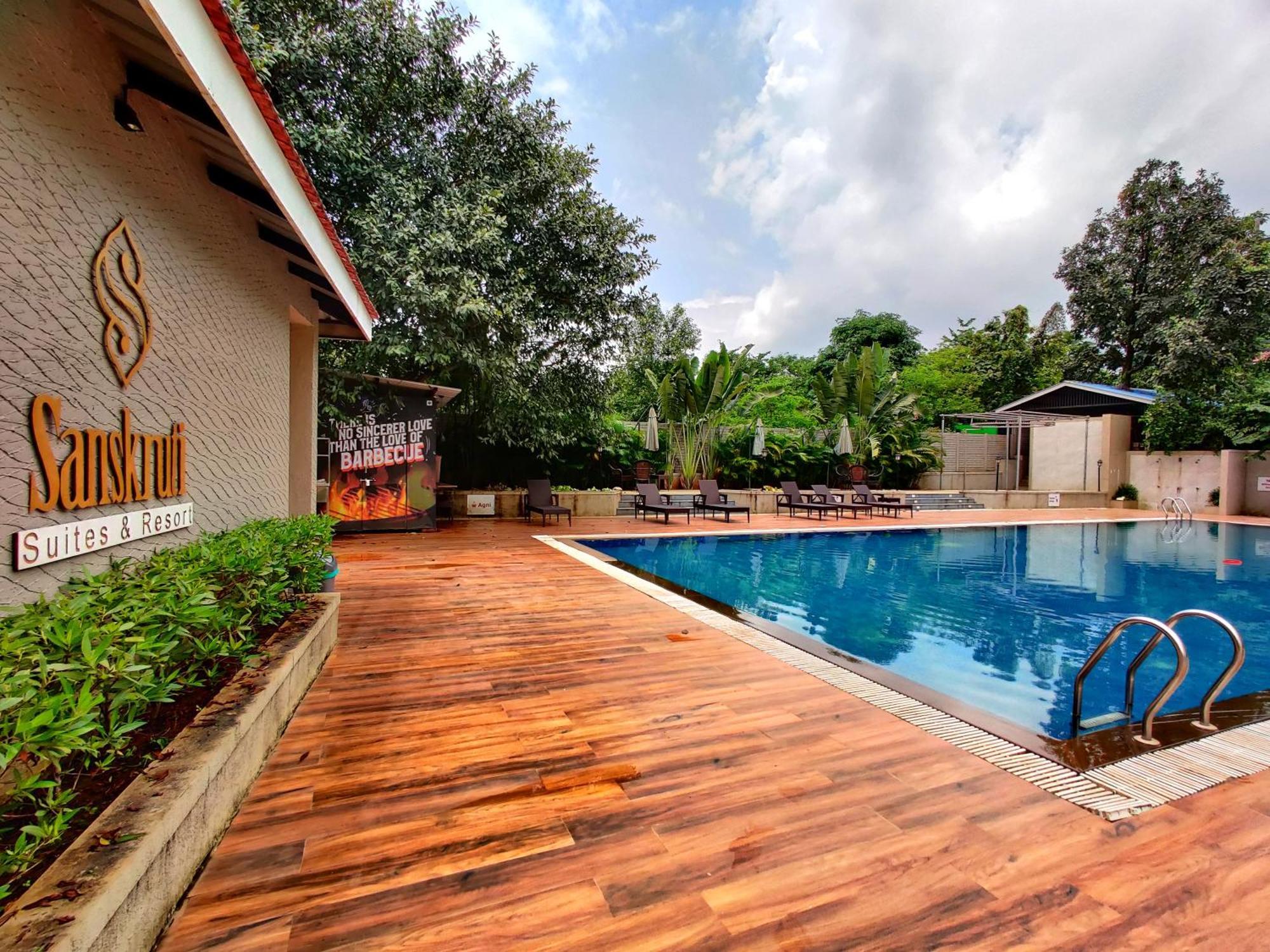 Pushpam Sanskruti Resort Karjat - A Pure Veg Resort Dhamni Exterior photo